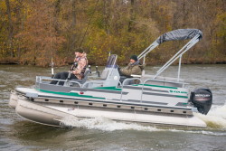Kolibri_Pontoon_500F-Fishing-021